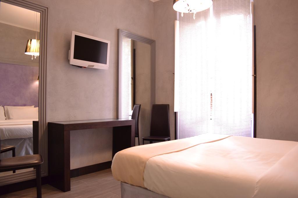 Tiburtina House Hotel Roma Ngoại thất bức ảnh