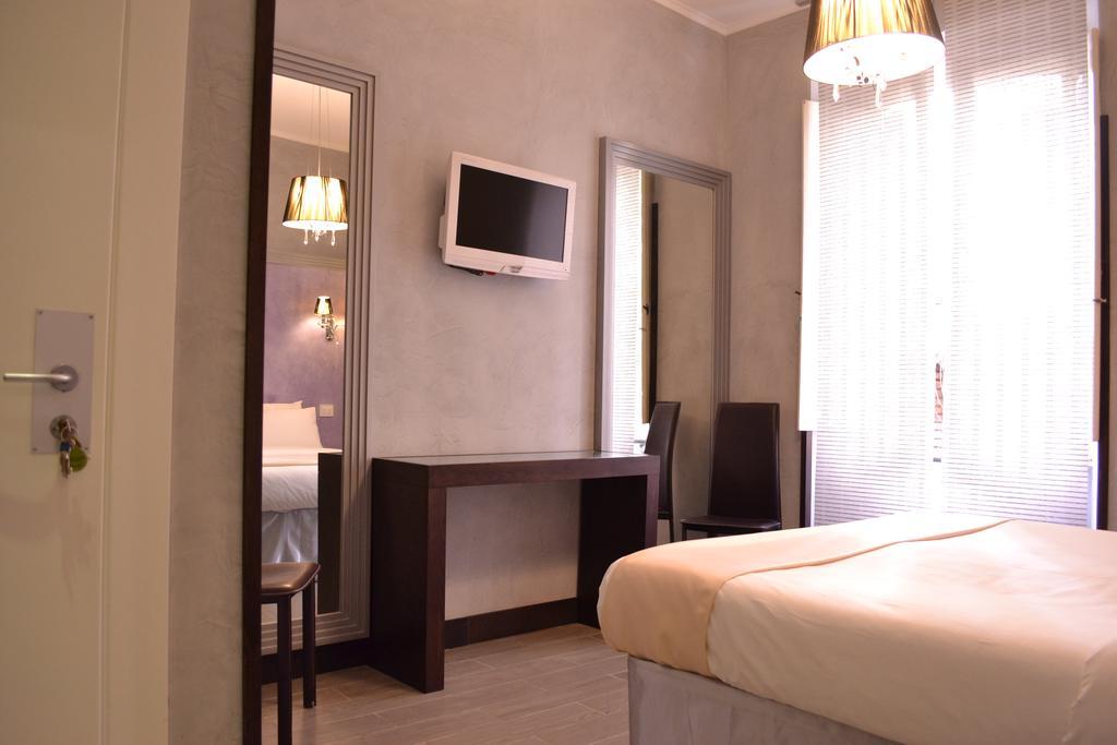 Tiburtina House Hotel Roma Ngoại thất bức ảnh