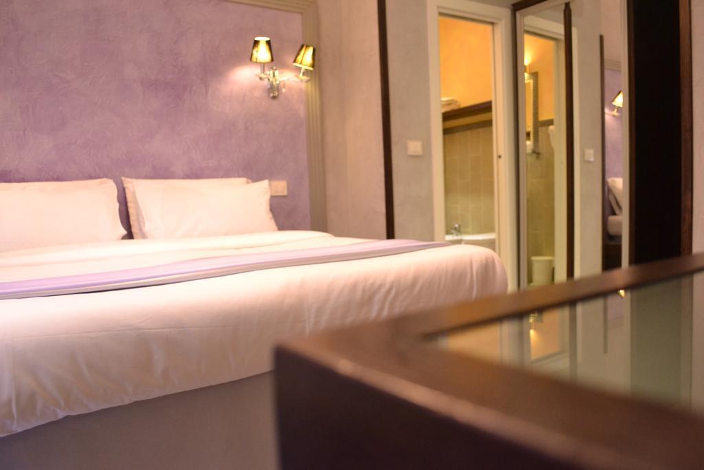 Tiburtina House Hotel Roma Ngoại thất bức ảnh