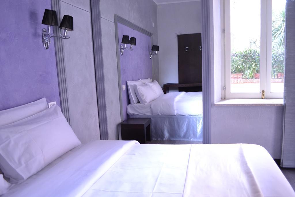 Tiburtina House Hotel Roma Ngoại thất bức ảnh