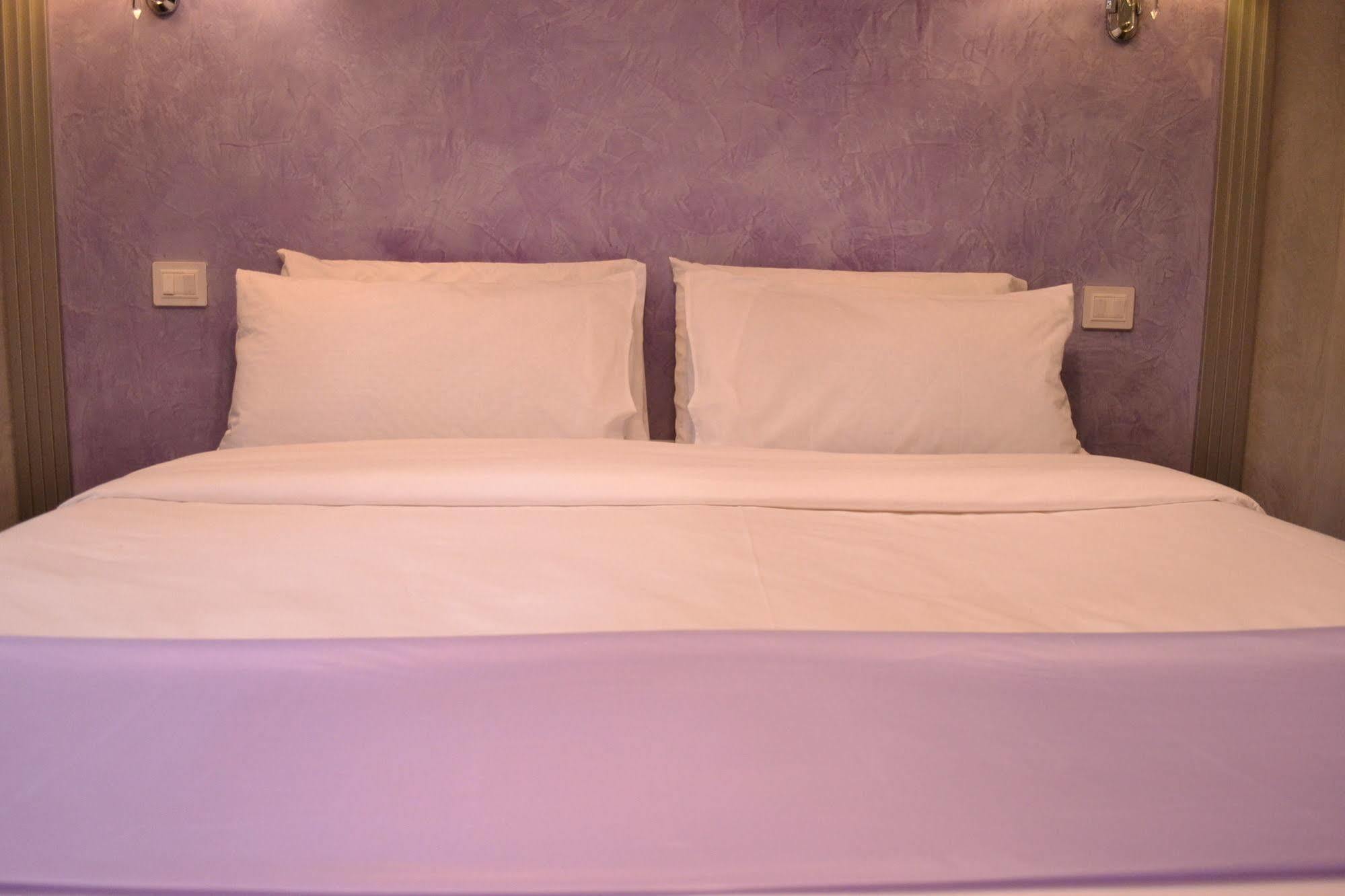 Tiburtina House Hotel Roma Ngoại thất bức ảnh
