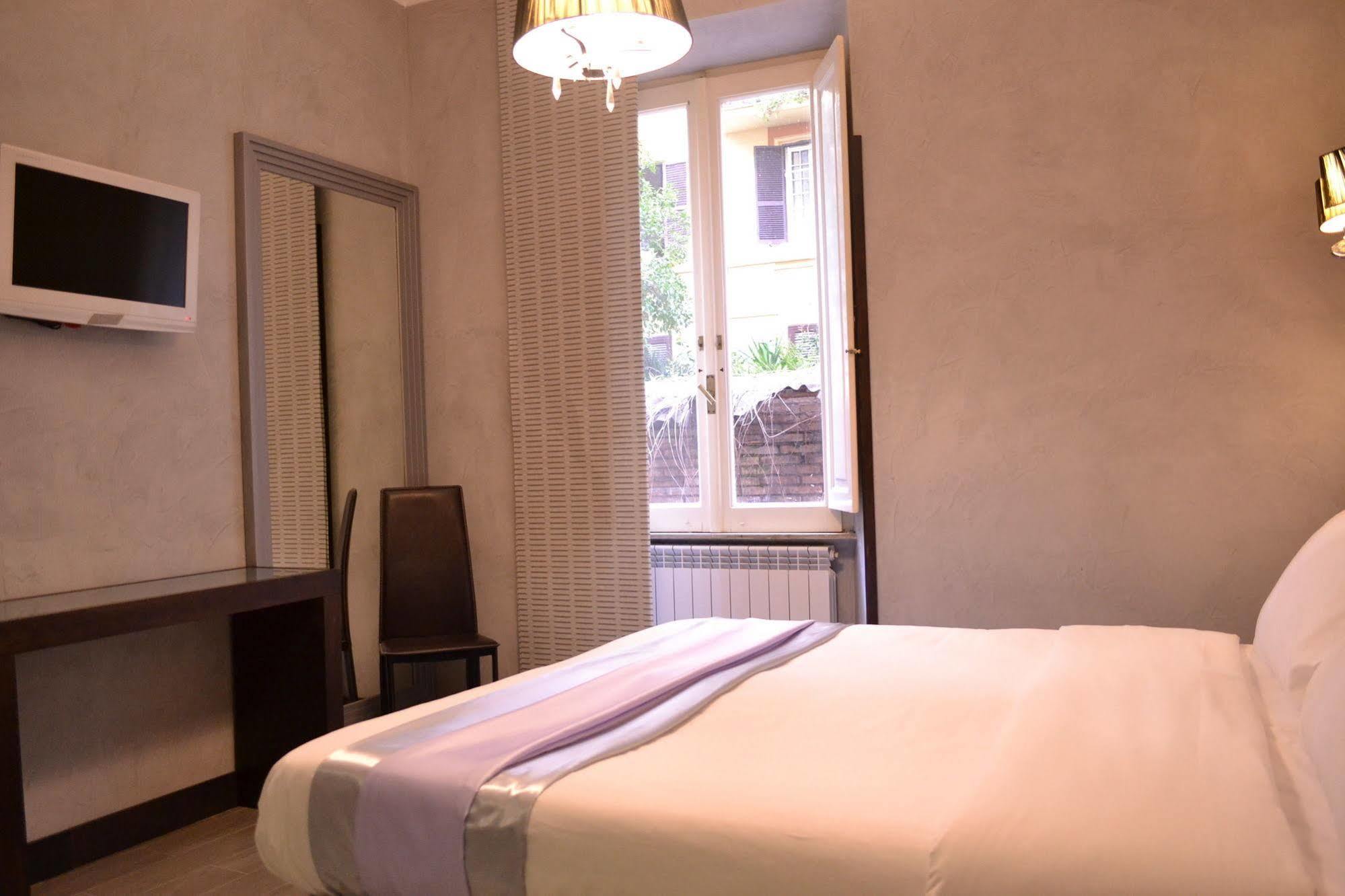 Tiburtina House Hotel Roma Ngoại thất bức ảnh