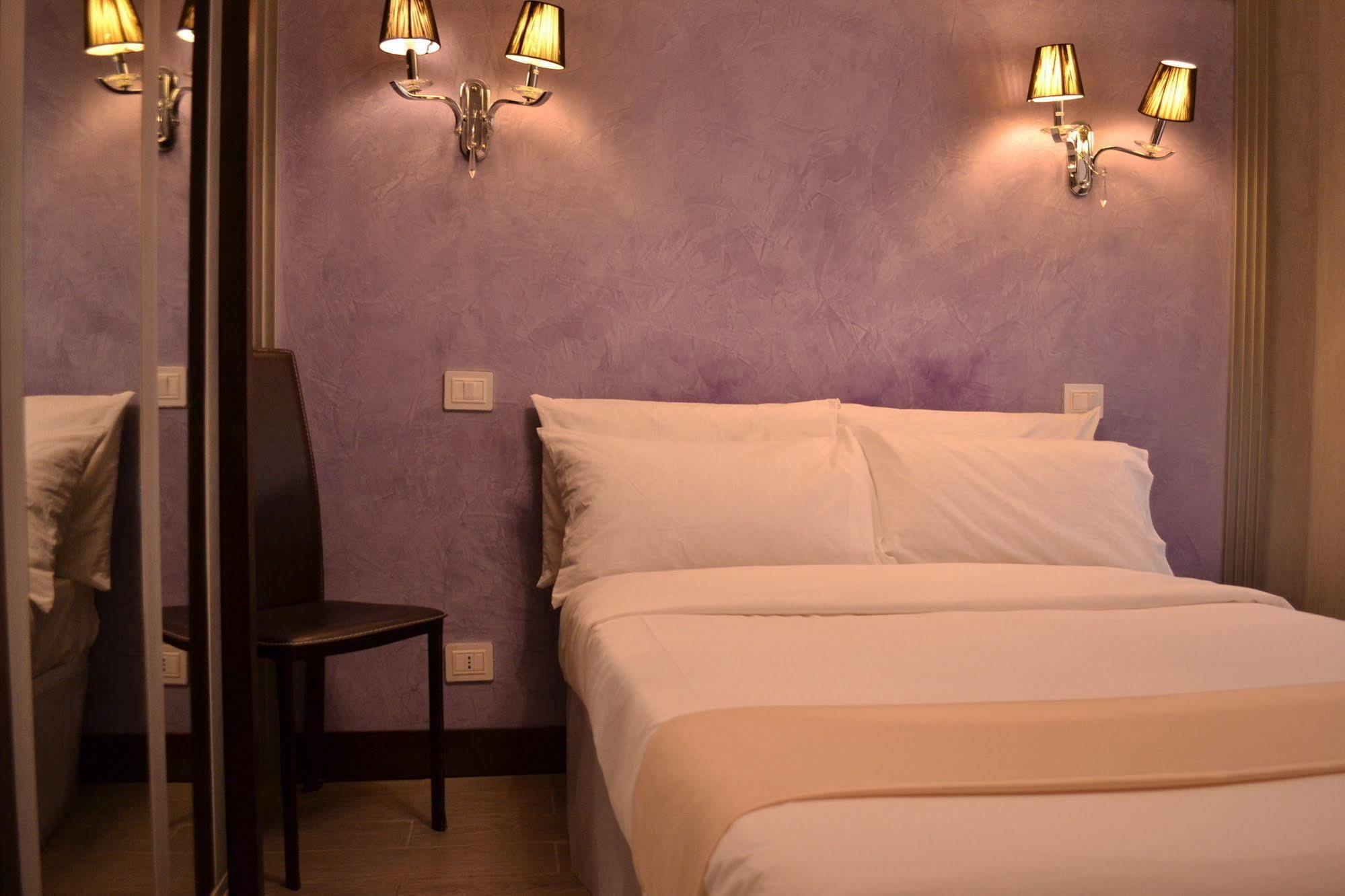 Tiburtina House Hotel Roma Ngoại thất bức ảnh