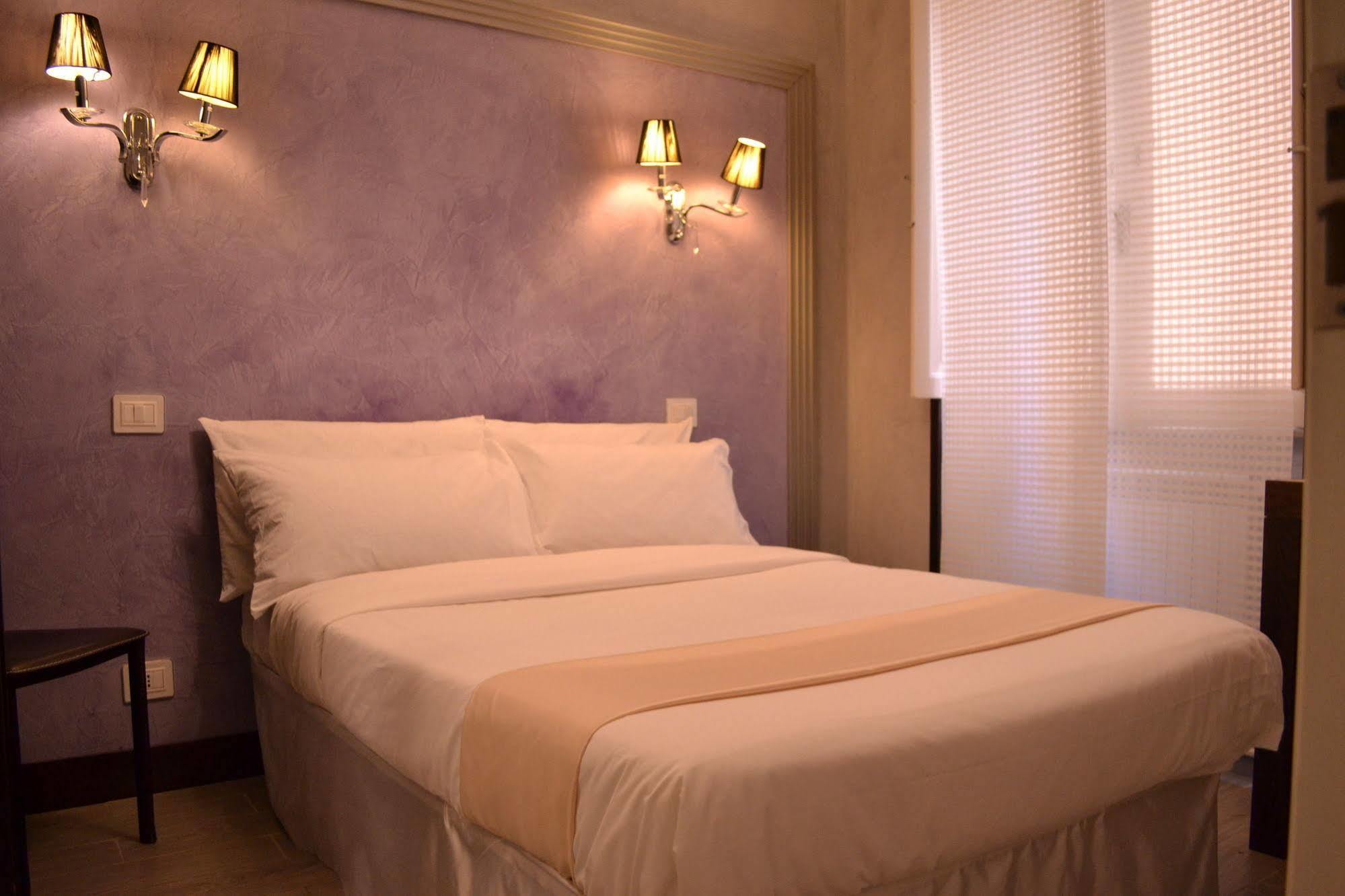 Tiburtina House Hotel Roma Ngoại thất bức ảnh